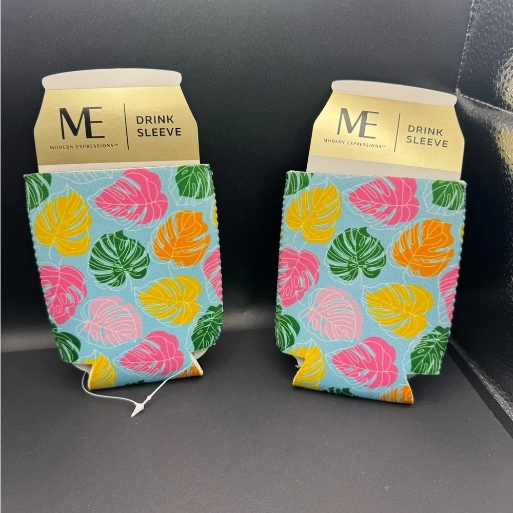 5/$25 NWT Set of 2 Expressions Colorful Leaf Drink Sleeve Koozies